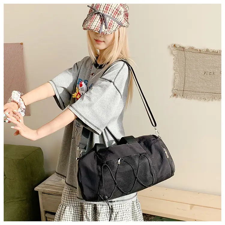 Light Green Crossbody Travel Bag with Adjustable Strap — feature 24