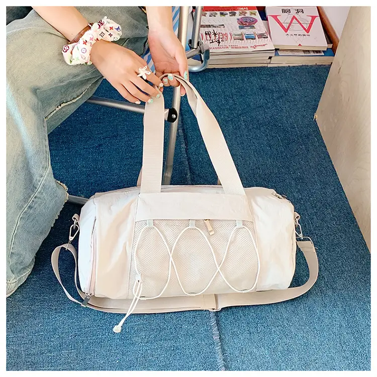 Light Green Crossbody Travel Bag with Adjustable Strap — feature 27