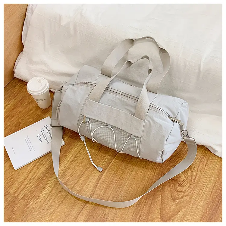 Light Green Crossbody Travel Bag with Adjustable Strap — feature 31
