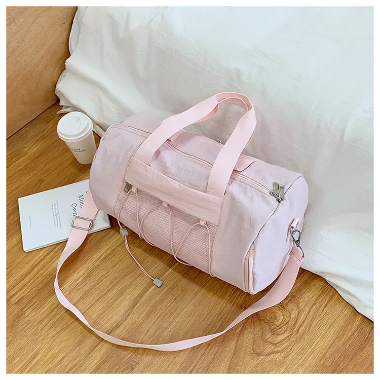 Light Green Crossbody Travel Bag with Adjustable Strap — feature 43