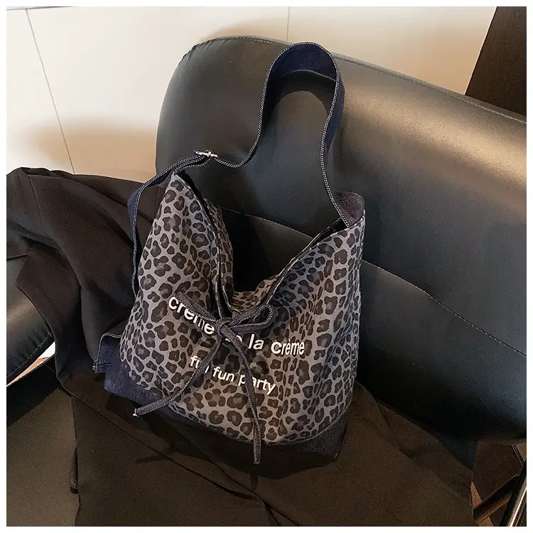 Leopard Print Crossbody Bag Women Large Capacity 2025 — feature 8