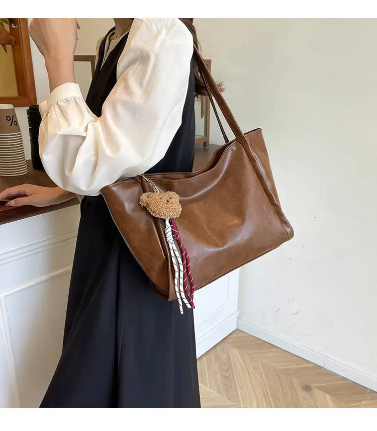 Retro Brown Korean Style Shoulder Bag for Women — feature 1