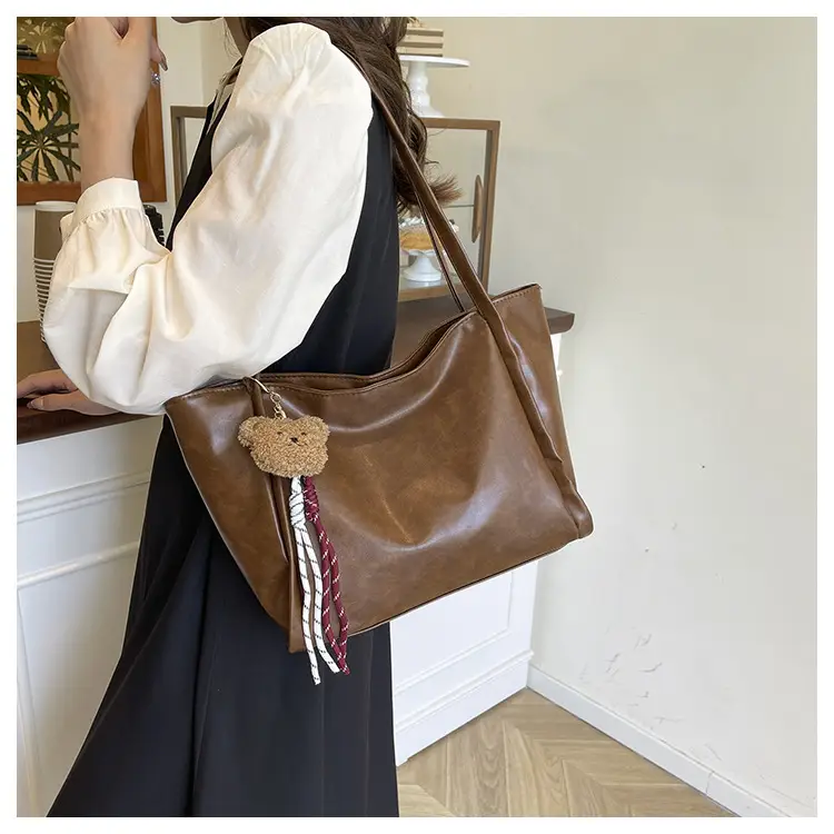 Retro Brown Korean Style Shoulder Bag for Women — feature 17
