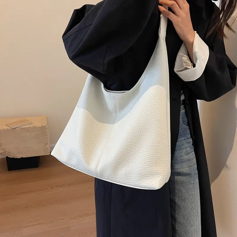 Stylish Underarm Bag with Large Capacity, Hand-Held, Leather Material - Image 10