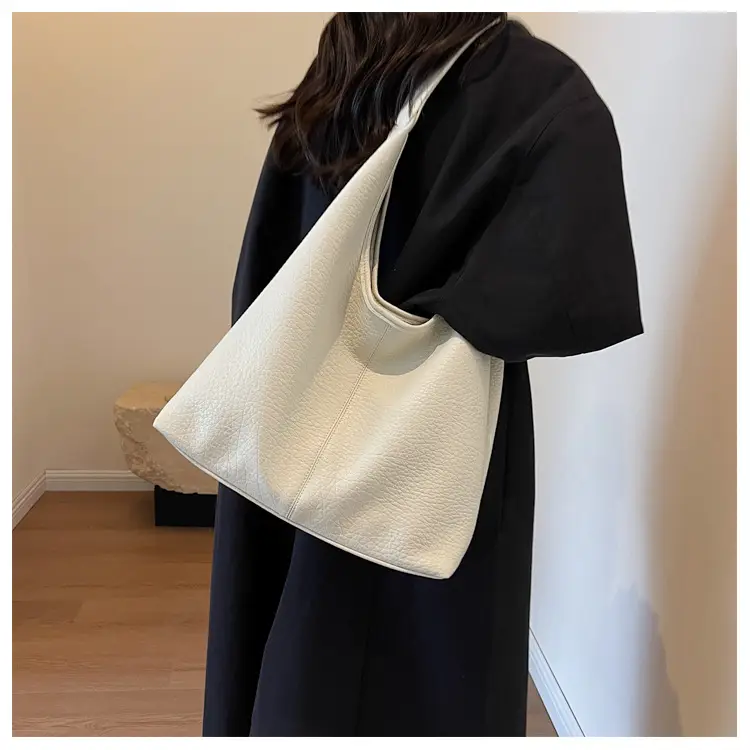 Stylish Underarm Bag with Large Capacity, Hand-Held, Leather Material — feature 16