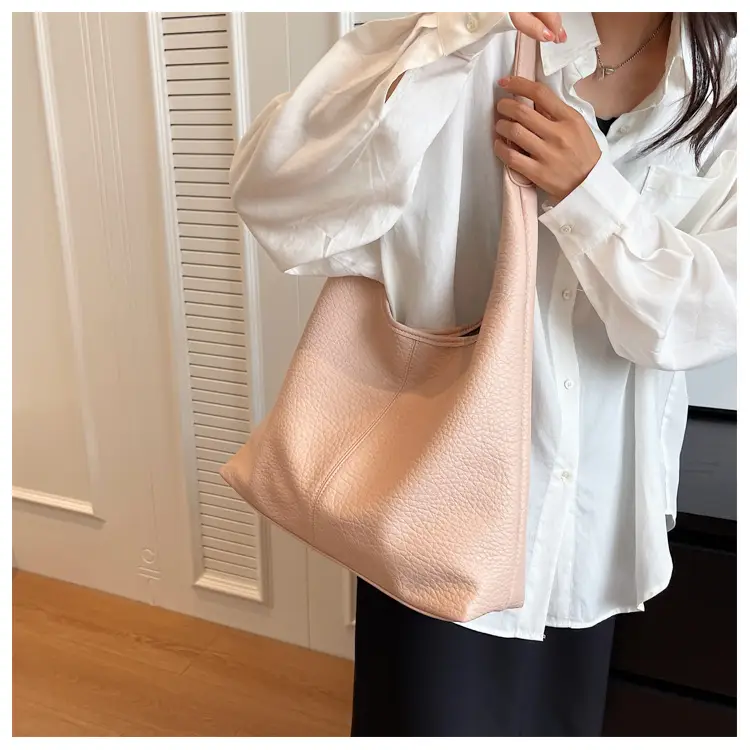 Stylish Underarm Bag with Large Capacity, Hand-Held, Leather Material — feature 22