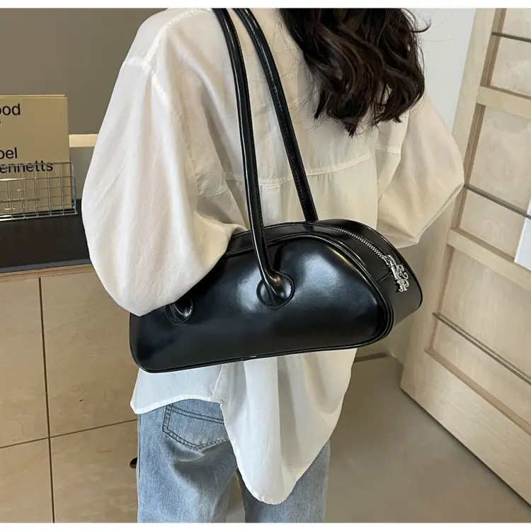 Silver Armpit Bag for Women 2025 High-End Style — feature 34