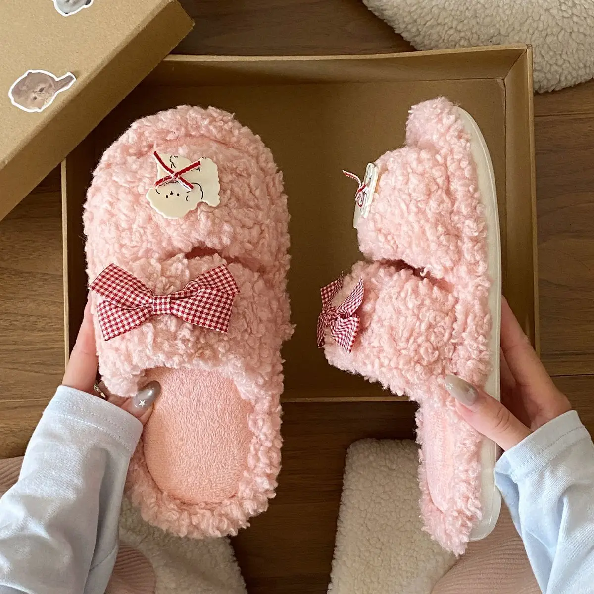 Pink Cartoon Woolen Slippers for Women Winter Comfort — feature 20