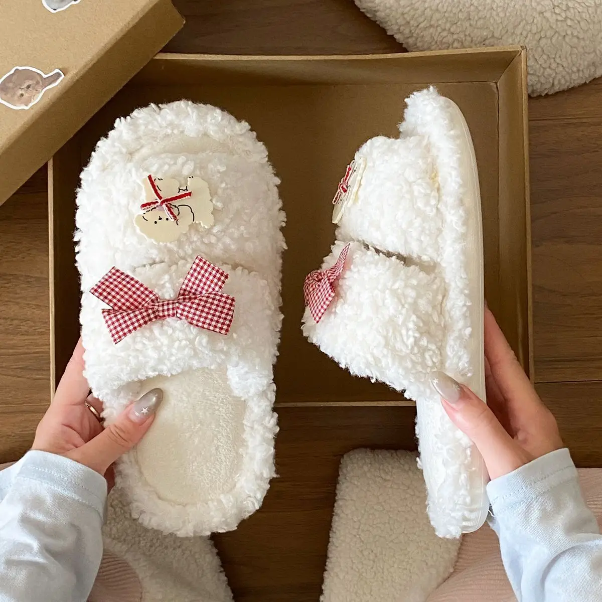 Pink Cartoon Woolen Slippers for Women Winter Comfort — feature 21