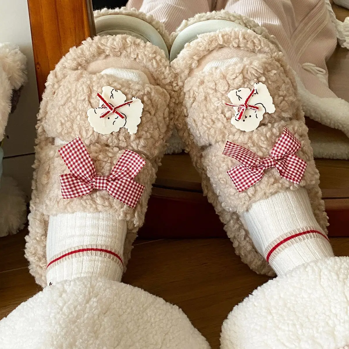 Pink Cartoon Woolen Slippers for Women Winter Comfort — feature 24