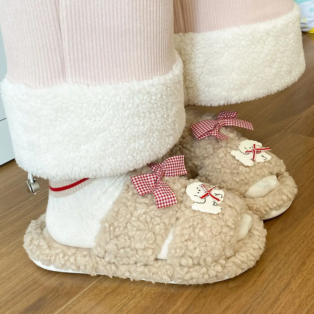 Pink Cartoon Woolen Slippers for Women Winter Comfort — feature 27