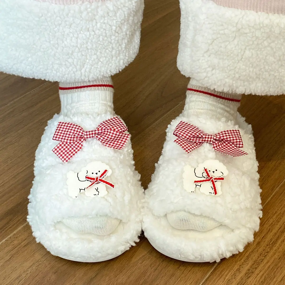 Pink Cartoon Woolen Slippers for Women Winter Comfort — feature 30