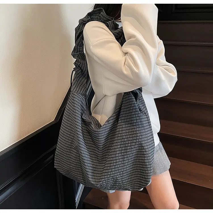 Women's Gray Checkered Crossbody Bag 2025 — feature 17