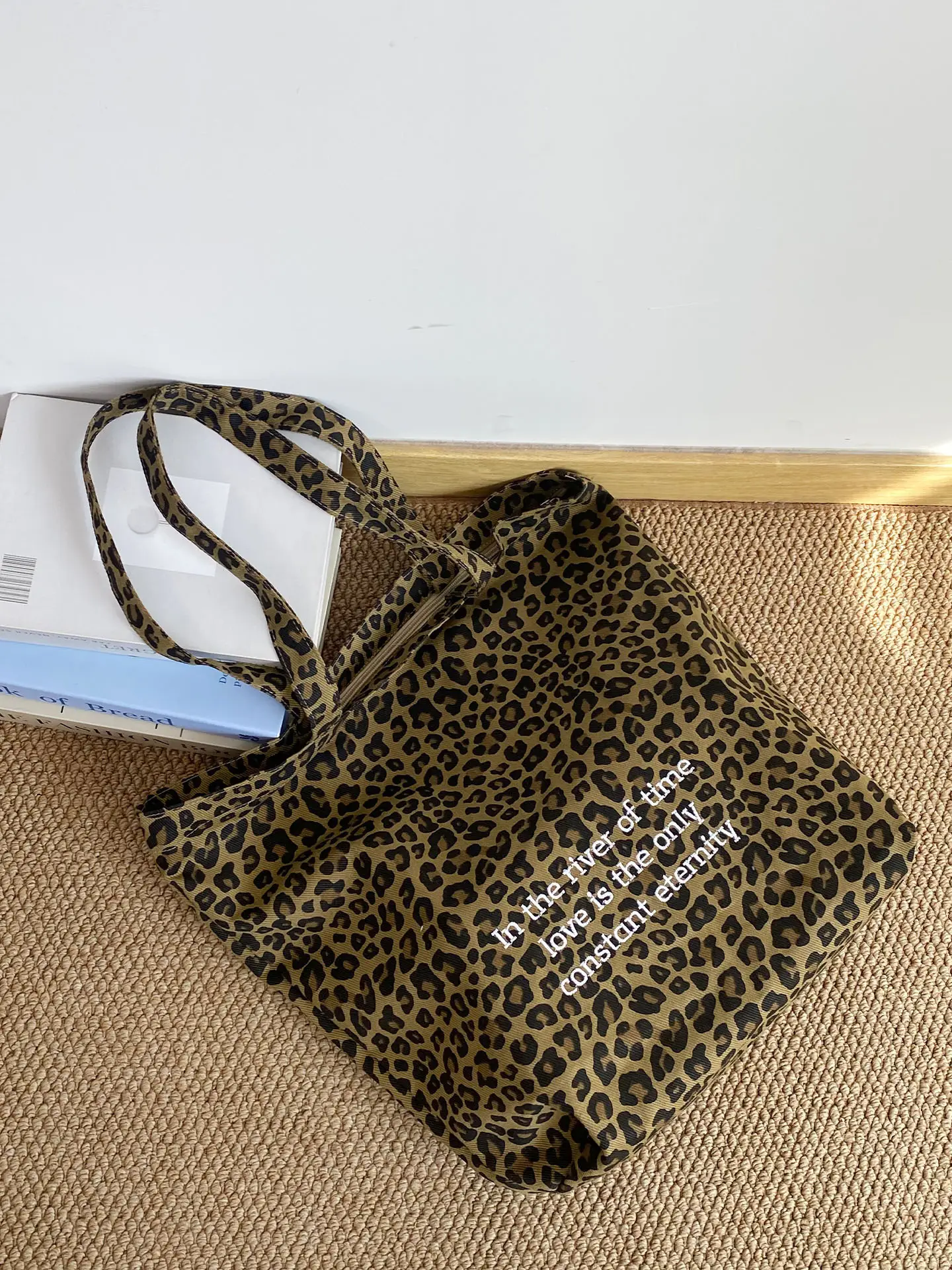 Leopard Print Large Cap Bag Korean Canvas Shoulder Tote — feature 8