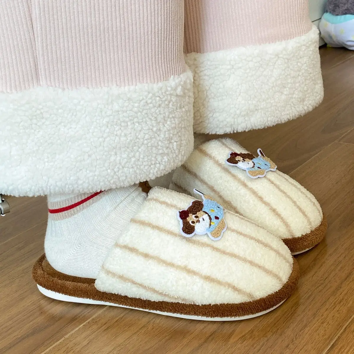 Warm Cotton Dog Embroidered Slippers for Women — feature 26