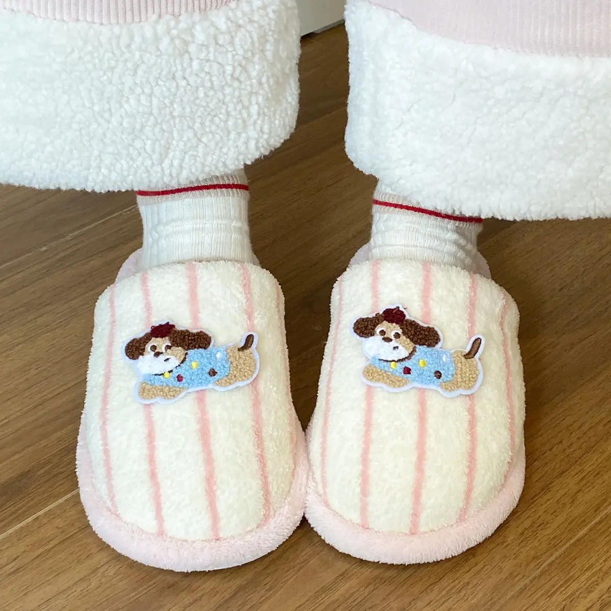 Warm Cotton Dog Embroidered Slippers for Women — feature 31