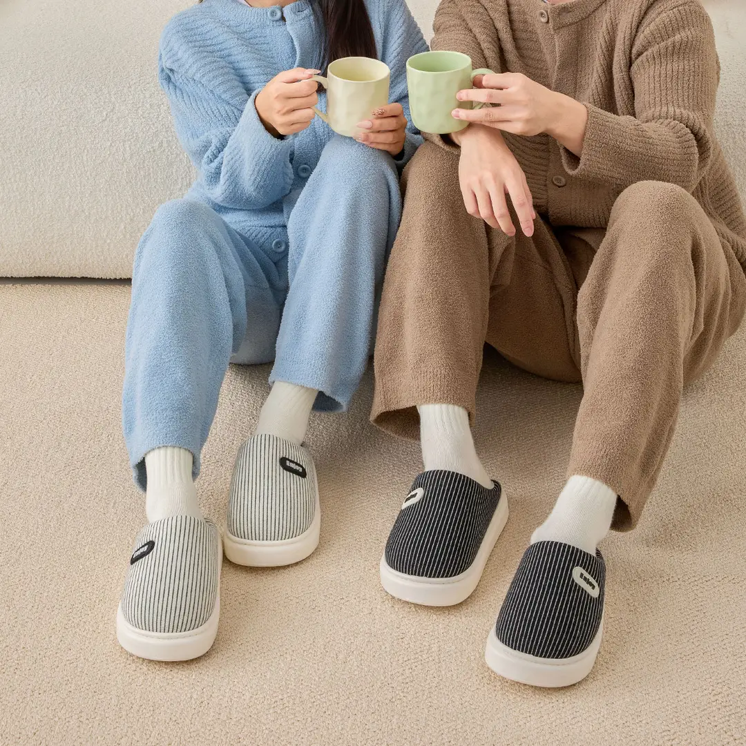 Lidani Thick-Soled Cotton Slippers for Women, Winter 2025 New Model, Indoor Home Warm Plush Large-Size Slippers for Men - Image 5