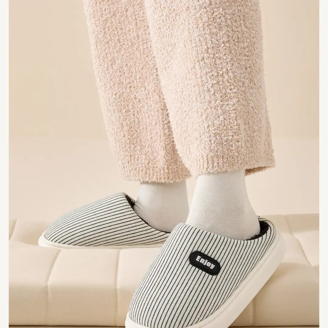 Lidani Thick-Soled Cotton Slippers for Women, Winter 2025 New Model, Indoor Home Warm Plush Large-Size Slippers for Men — feature 12