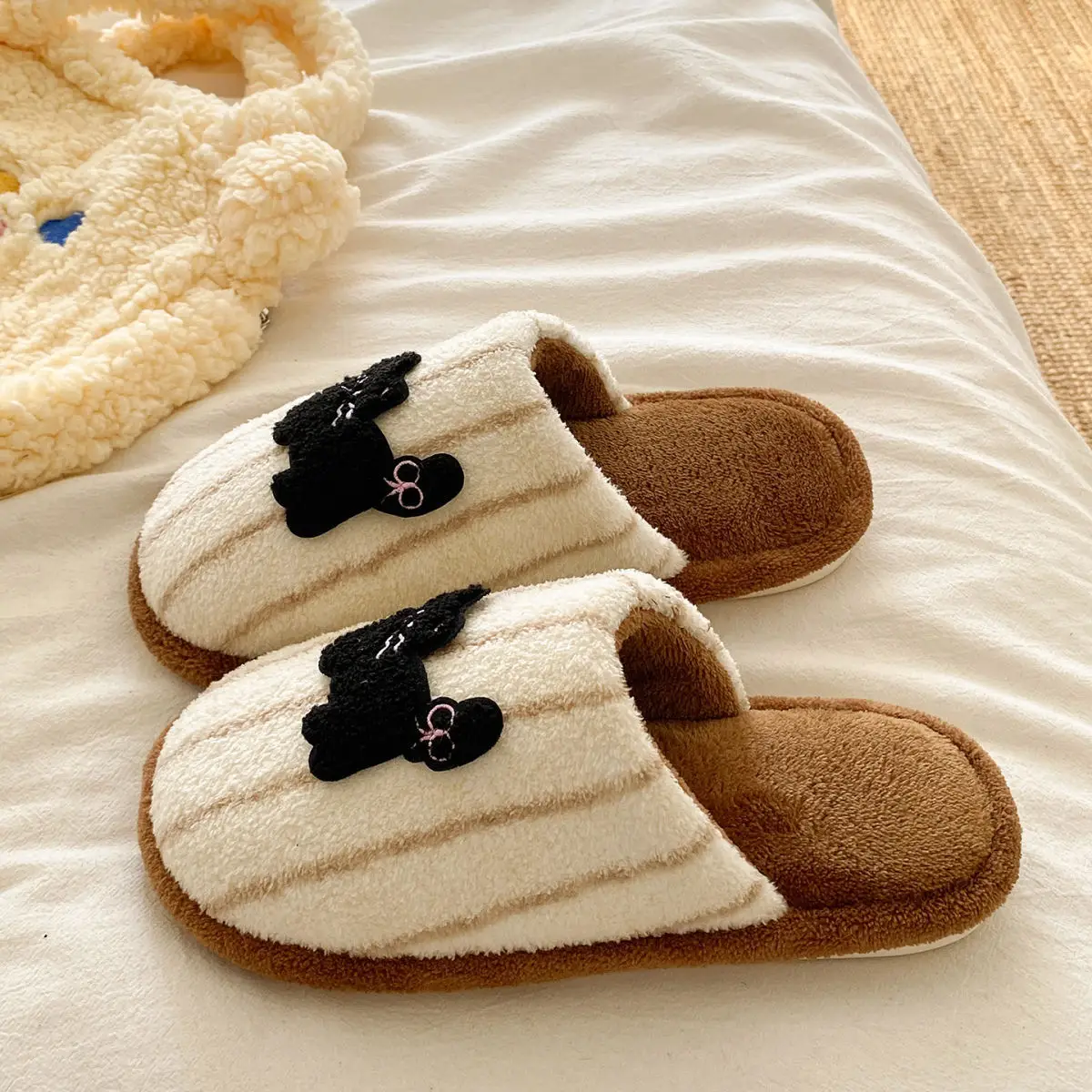 Women's Pink Striped Embroidered Cotton Slippers Winter Home — feature 20