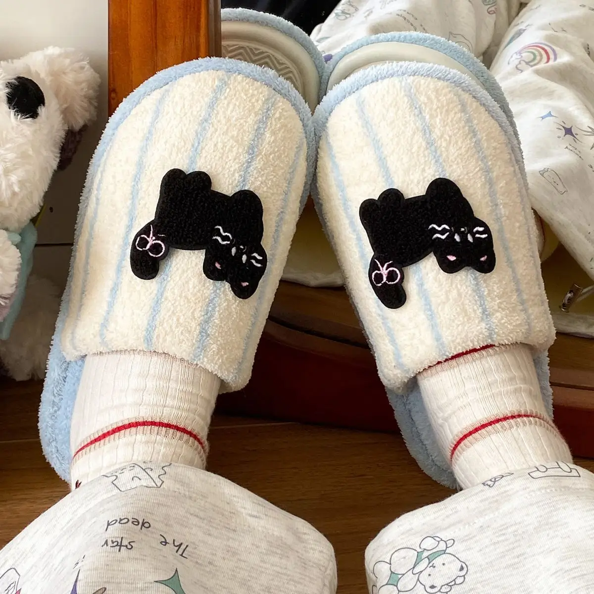 Women's Pink Striped Embroidered Cotton Slippers Winter Home — feature 25