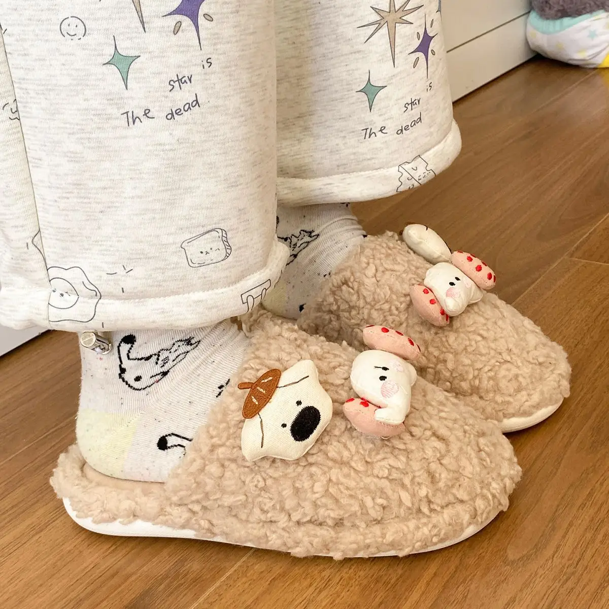 Cute Cartoon Furry Cotton Slippers for Women — feature 26