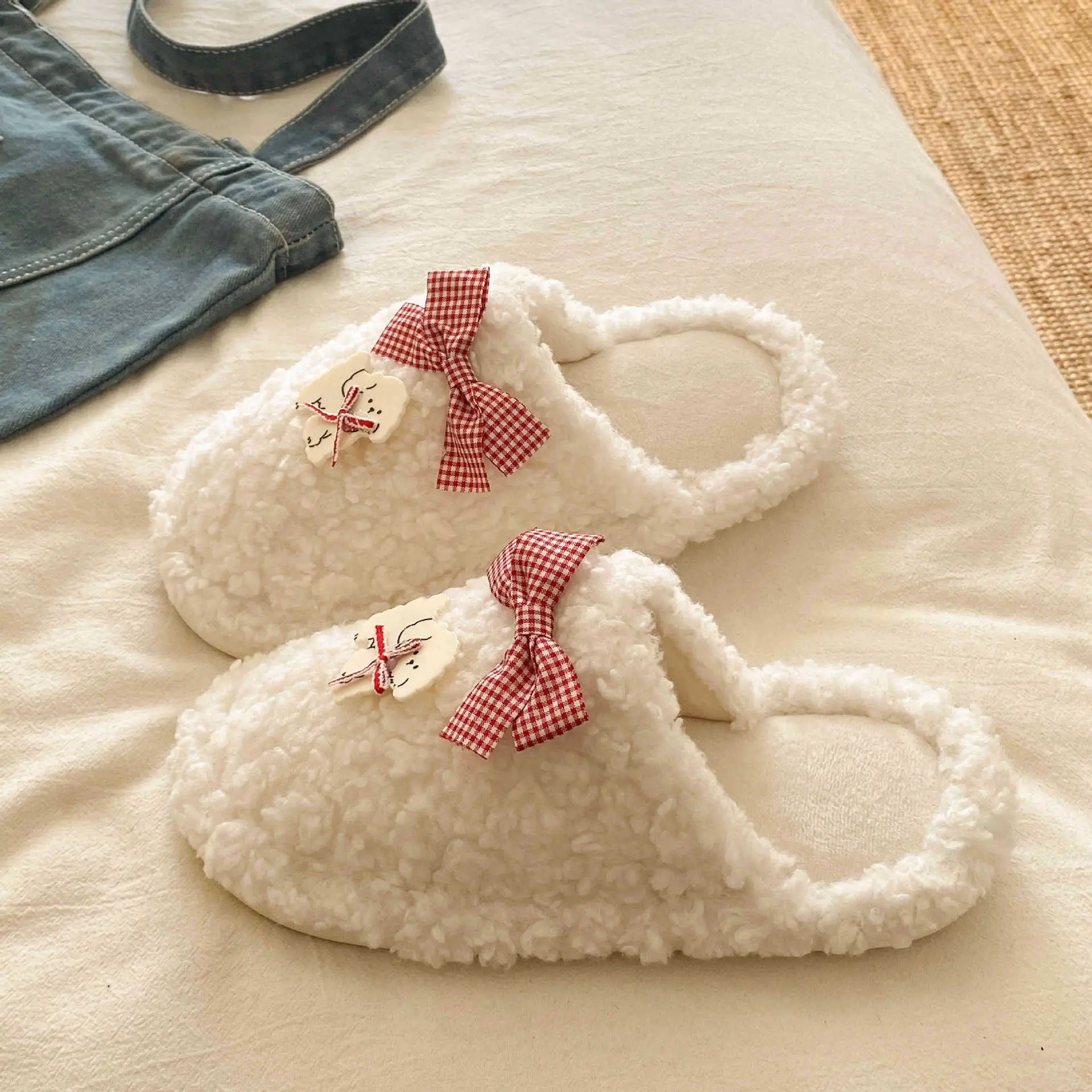 Winter Cartoon Bow Plush Cotton Slippers for Women - Image 2