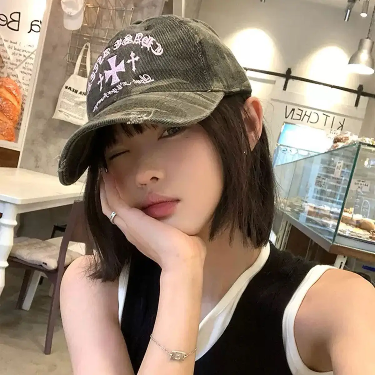 Women Camouflage Letter Cap Baseball Cap Face Slim — feature 5