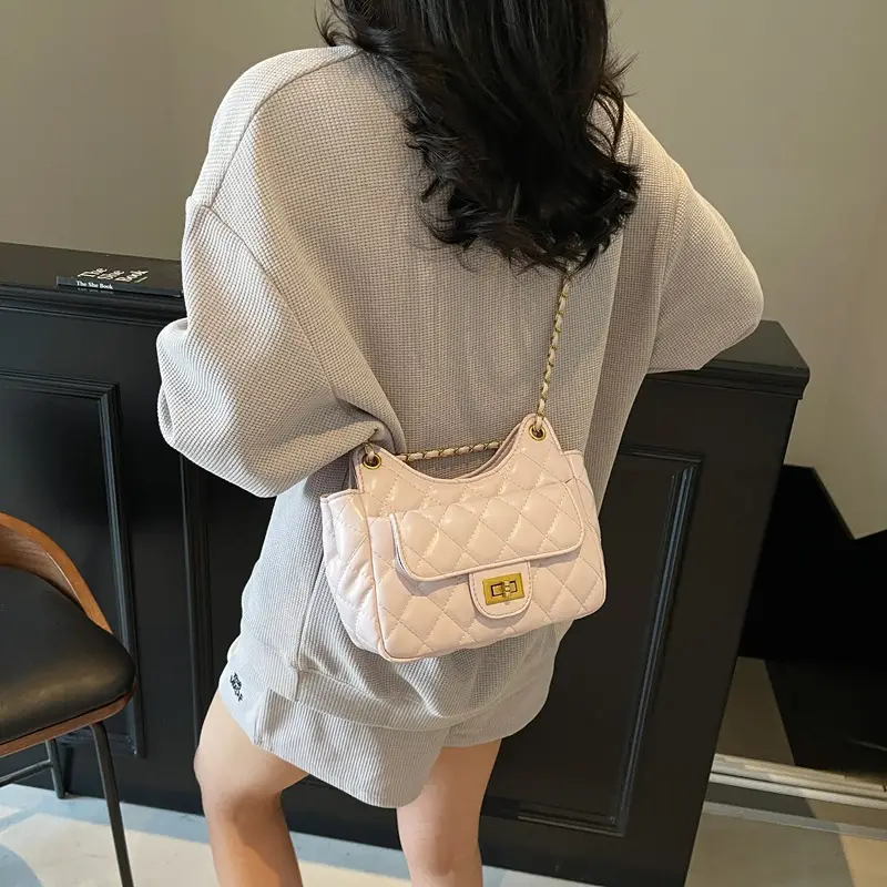 White Quilted Chain Shoulder Bag for Women - Image 4