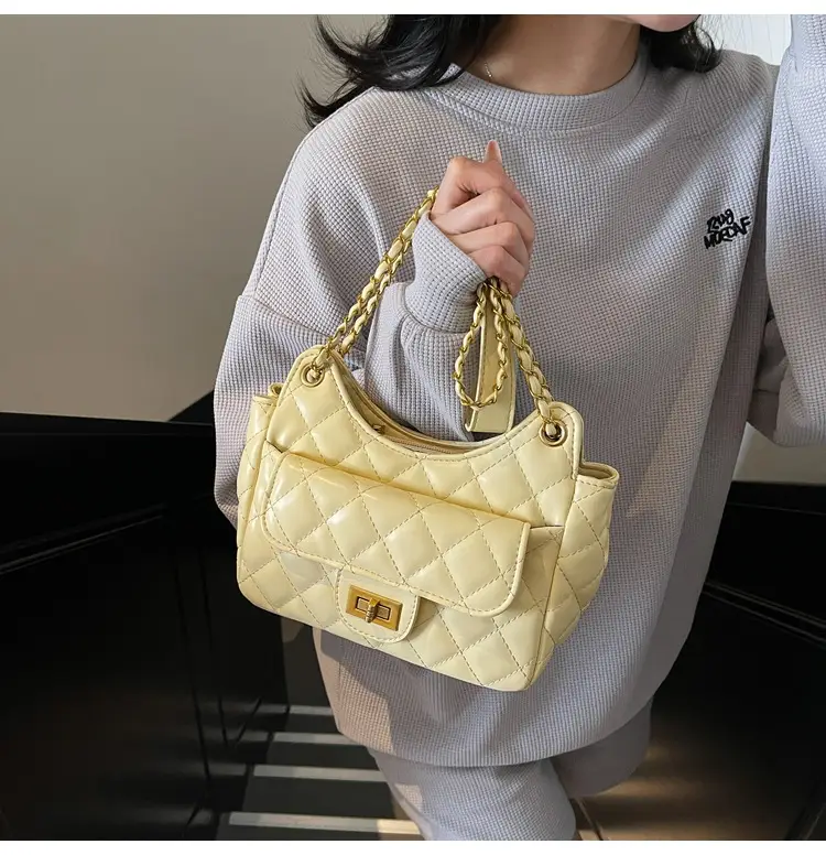 White Quilted Chain Shoulder Bag for Women — feature 14