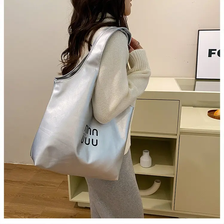 Black One-Shoulder Large Capacity Tote Bag for Women — feature 10