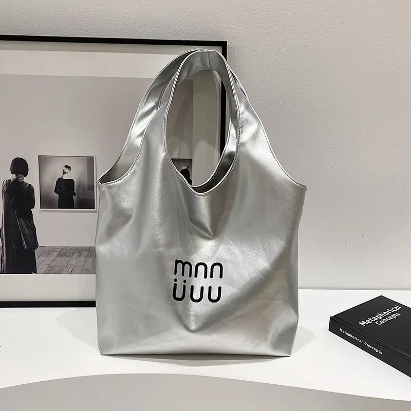 Black One-Shoulder Large Capacity Tote Bag for Women - Image 3
