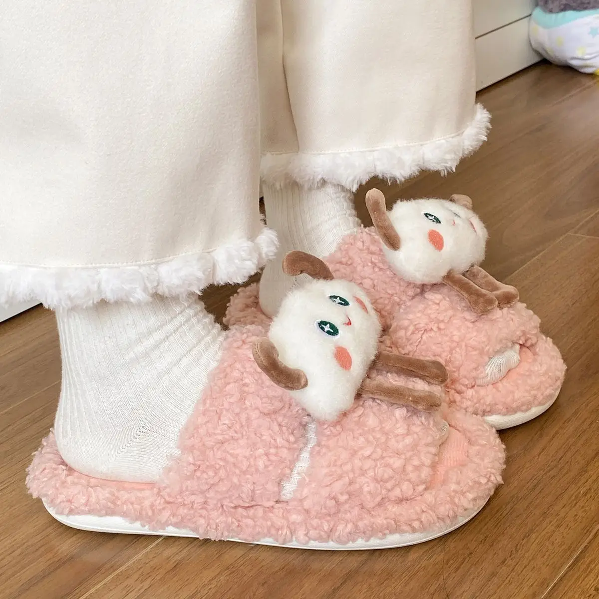 Cute Cartoon Cloud Slippers for Women Winter Casual — feature 30