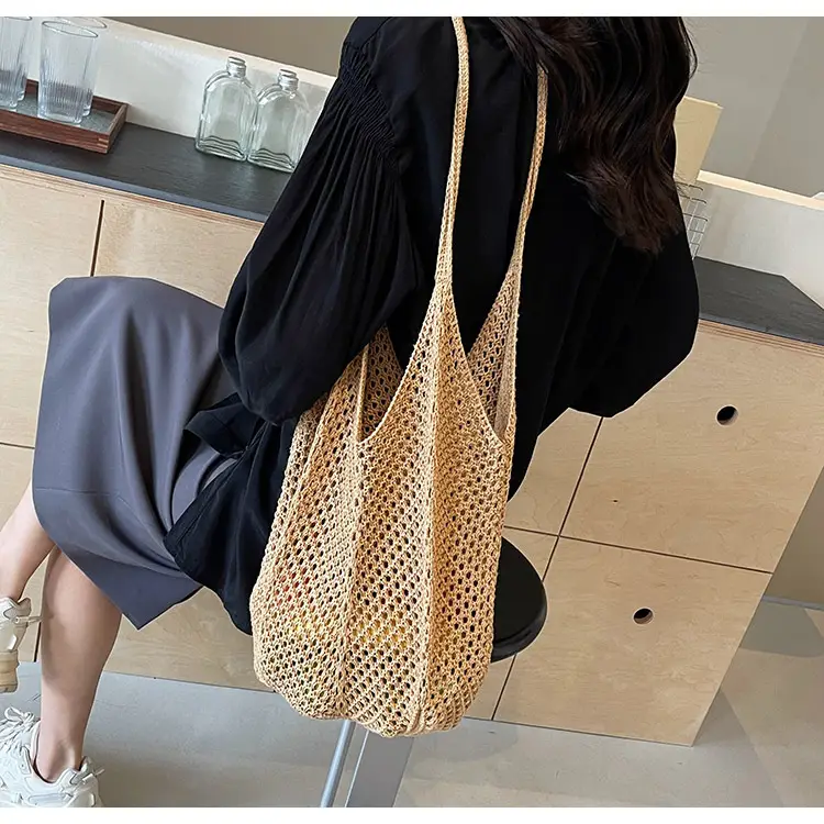 Women Woven Straw Handbag Large Capacity Summer Travel Bag — feature 14