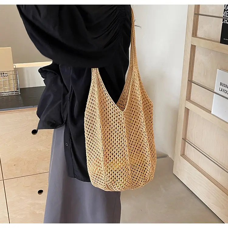 Women Woven Straw Handbag Large Capacity Summer Travel Bag — feature 17