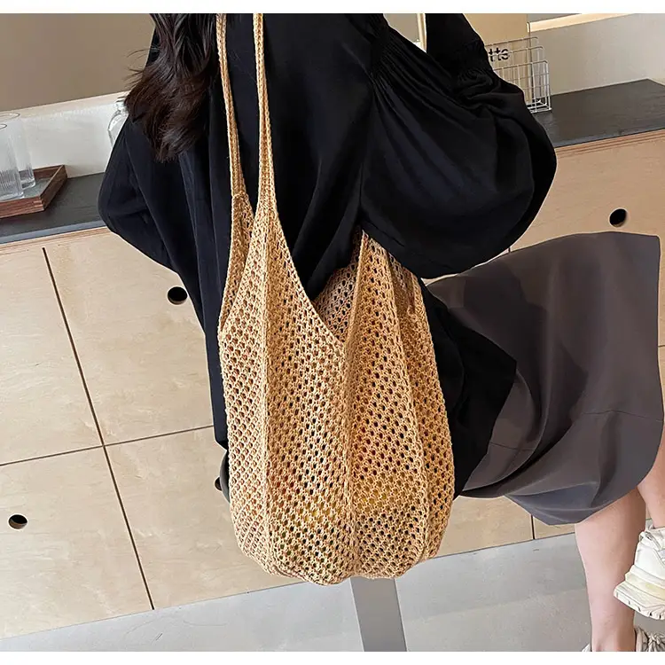 Women Woven Straw Handbag Large Capacity Summer Travel Bag — feature 19