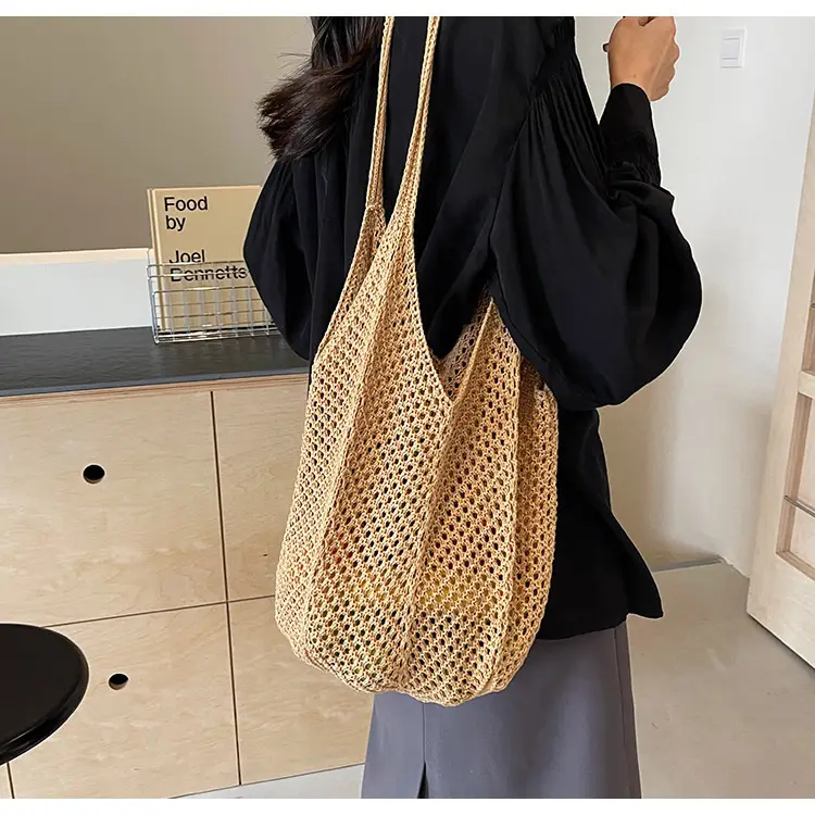 Women Woven Straw Handbag Large Capacity Summer Travel Bag — feature 21