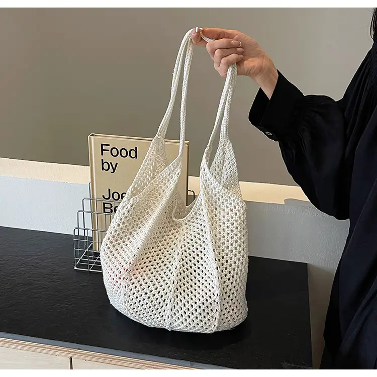 Women Woven Straw Handbag Large Capacity Summer Travel Bag — feature 25