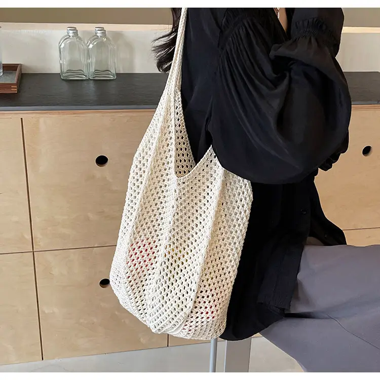 Women Woven Straw Handbag Large Capacity Summer Travel Bag — feature 26