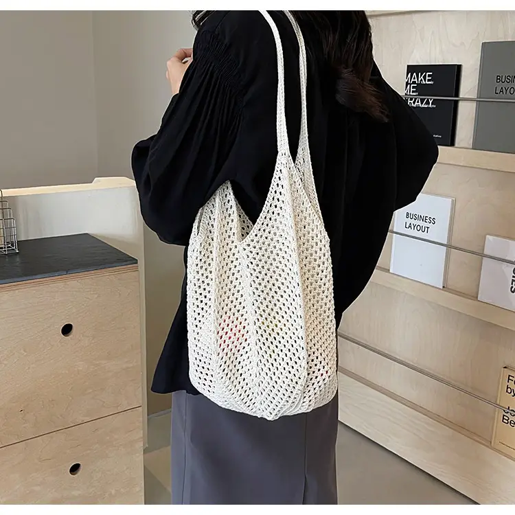 Women Woven Straw Handbag Large Capacity Summer Travel Bag — feature 28
