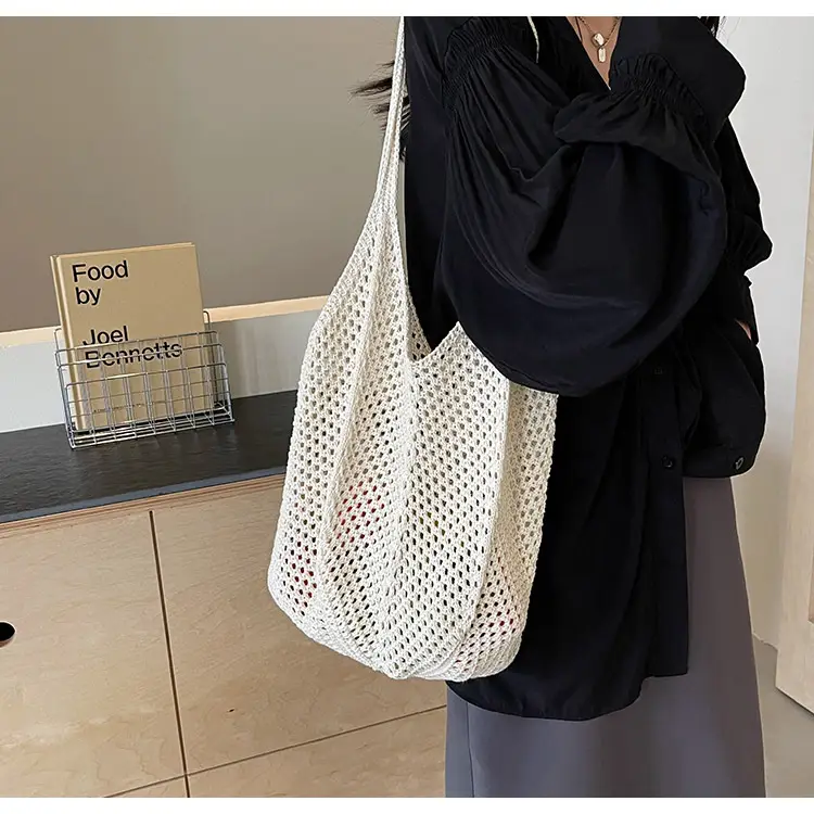 Women Woven Straw Handbag Large Capacity Summer Travel Bag — feature 31