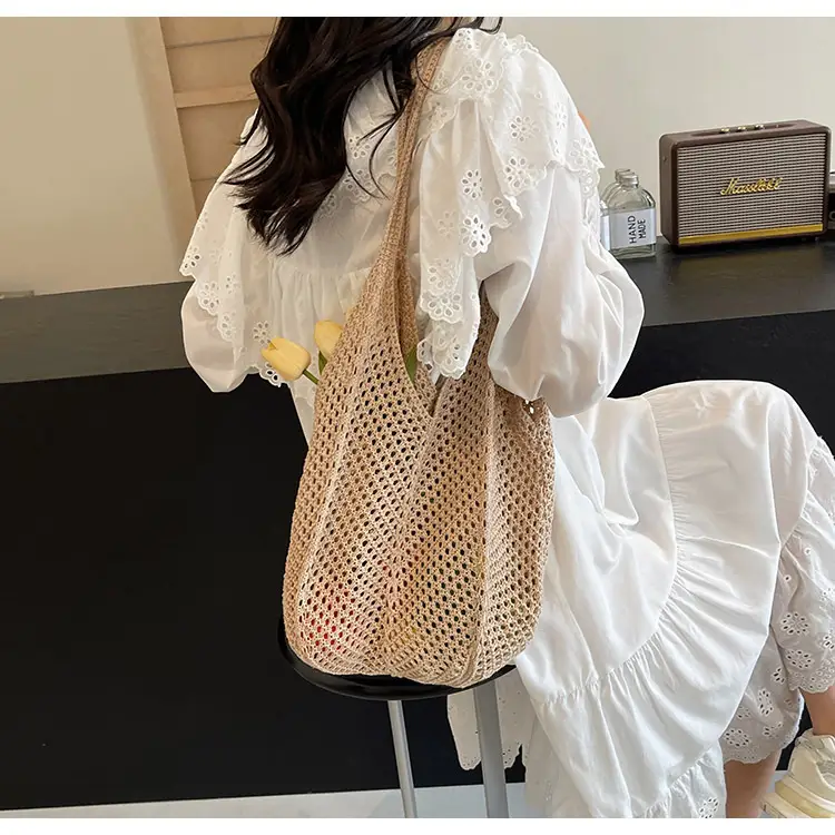 Women Woven Straw Handbag Large Capacity Summer Travel Bag — feature 36