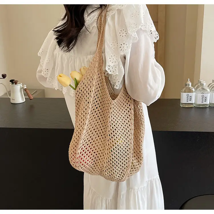 Women Woven Straw Handbag Large Capacity Summer Travel Bag — feature 39