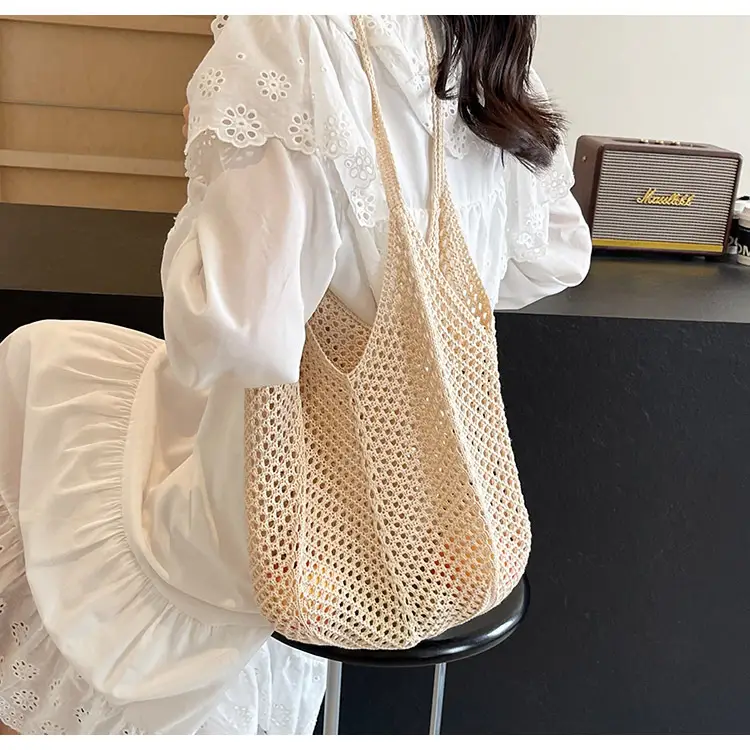Women Woven Straw Handbag Large Capacity Summer Travel Bag — feature 42