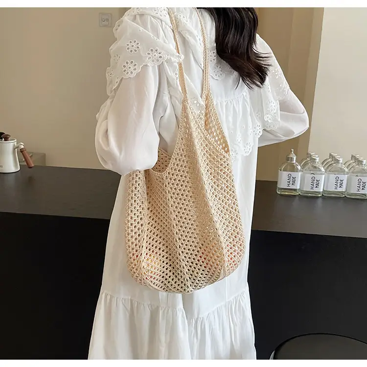 Women Woven Straw Handbag Large Capacity Summer Travel Bag — feature 43