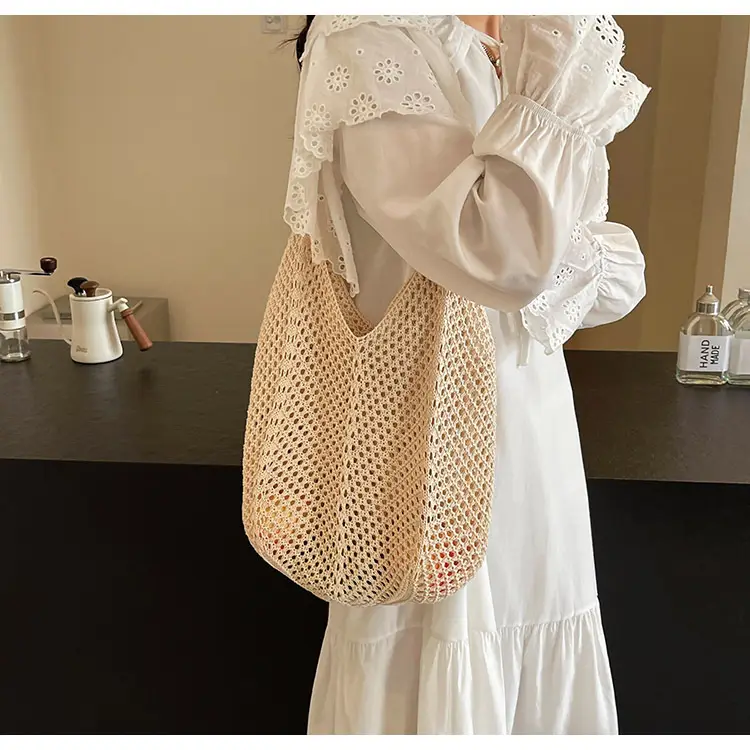 Women Woven Straw Handbag Large Capacity Summer Travel Bag — feature 49