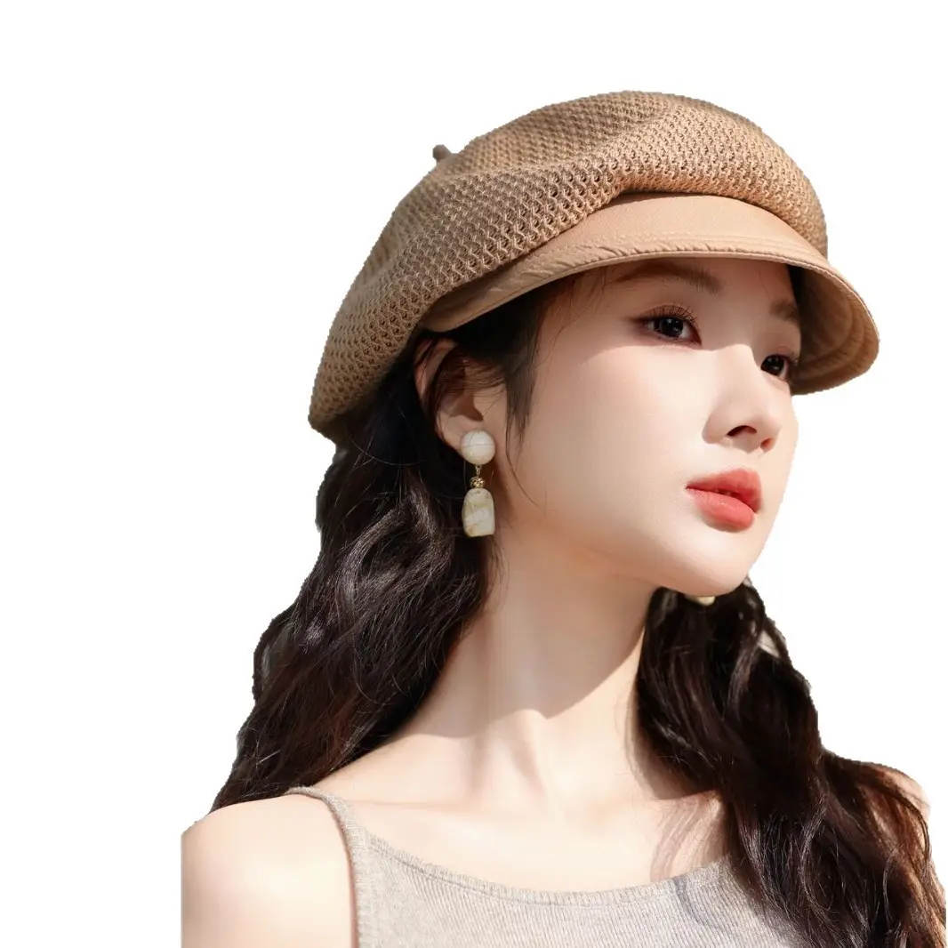 Women's Black Retro Beret with Hollow Duckbill - Image 8