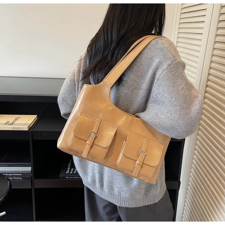 Women's Large Capacity Leather Shoulder Bag Brown 2025 — feature 22