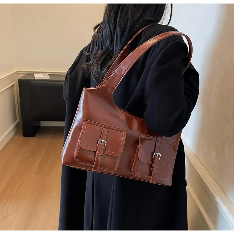 Women's Large Capacity Leather Shoulder Bag Brown 2025 — feature 25