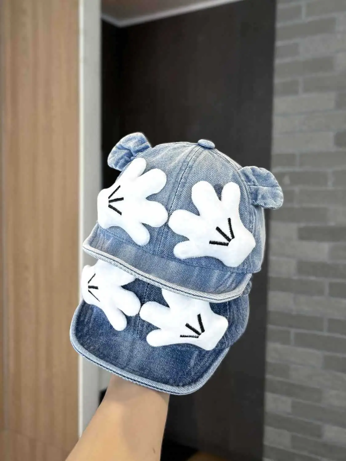 Baby Denim Baseball Cap with Gloves for Kids — feature 4