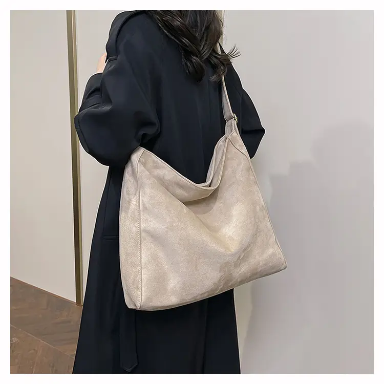 Black Crossbody Tote Bag Large Capacity 2025 — feature 15